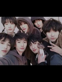 TNT：一家四口的故事