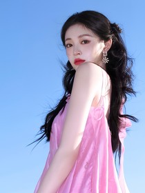 全明星：过分美丽的她