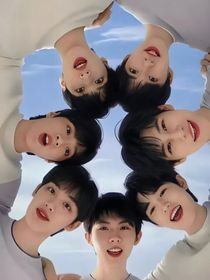 星耀万心：珺歌穿游少年纪